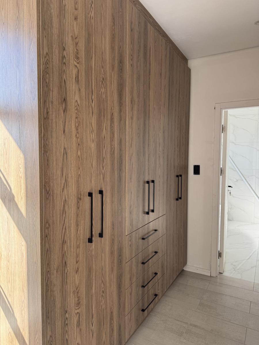 4 Bedroom Property for Sale in Sandown Western Cape